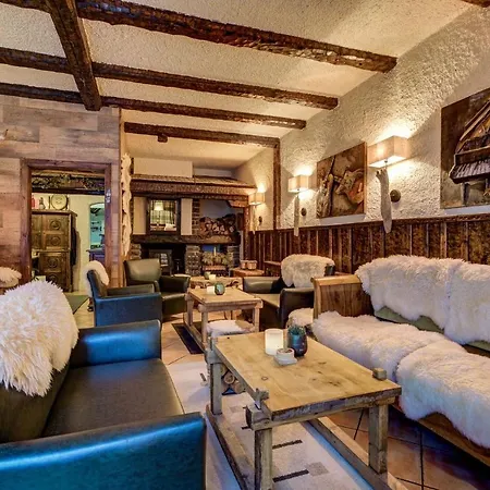 فندق Le Fougeres Ristorante 3*